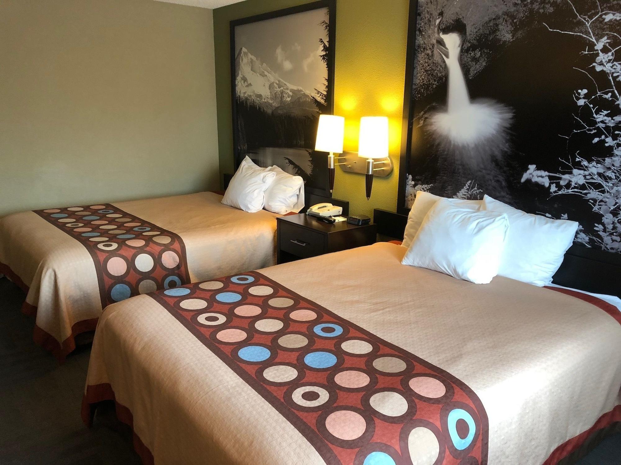 Super 8 By Wyndham Lagrande Hotell La Grande Eksteriør bilde